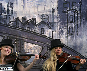 The Good, The Bad and The Queen