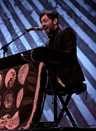 find my love avett brothers youtube Lyrics to living of love song by the avett brothers: for just one chance to find love was someone that you loved to find for just the sense to try to wal. find my love avett brothers youtube Lyrics to living of love song by the avett brothers: for just one chance to find love was someone that you loved to find for just the sense to try to wal.