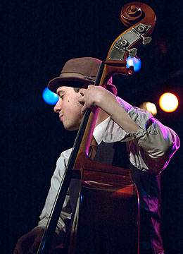 April Smith and the Great Picture Show