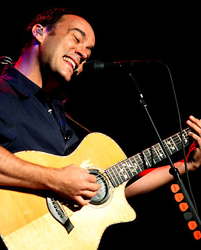 DAVE MATTHEWS BAND Away From the World reviews