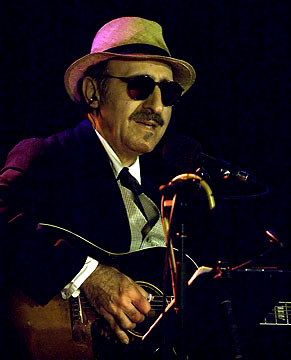 Leon Redbone