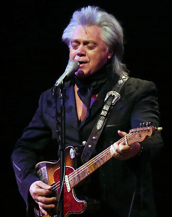 Marty Stuart & The Fabulous Superlatives