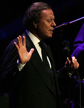 Julio Iglesias