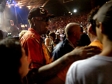 Pearl Jam pal Dennis Rodman