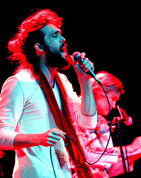 Edward Sharpe and The Magnetic Zeros