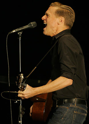 Bryan Adams