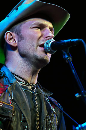 Hank 3