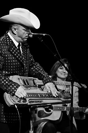 Junior Brown