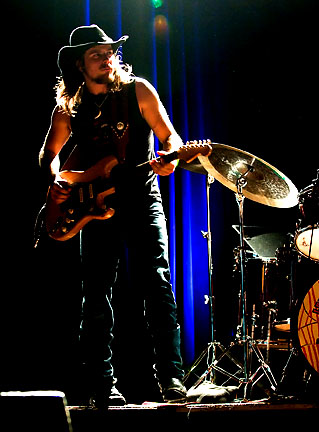 Lukas Nelson and Promise of the Real