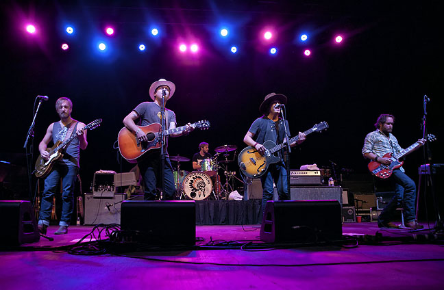 The Wild Feathers