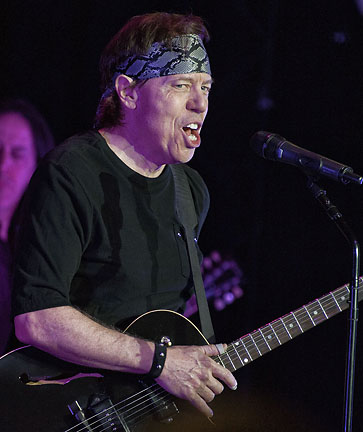 George Thorogood