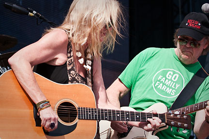 Pegi Young and the Survivors