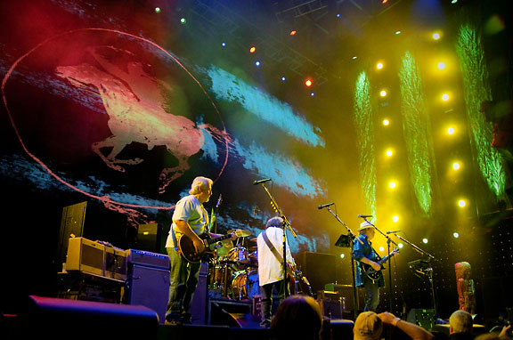Neil Young & Crazy Horse