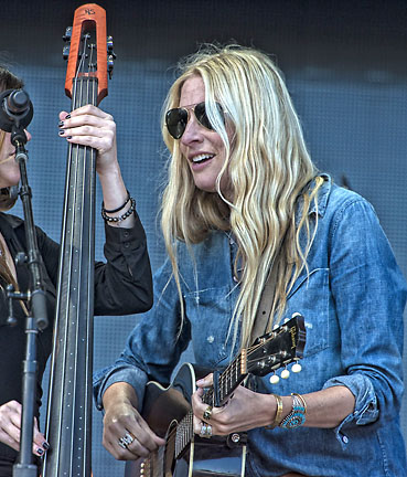 Holly Williams