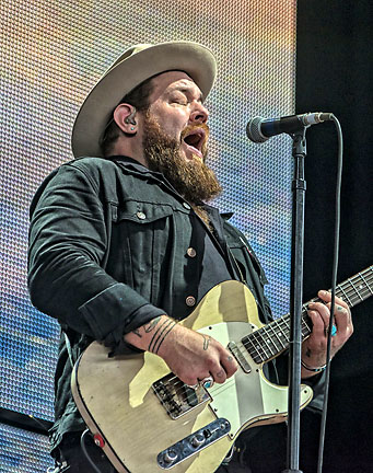 Nathaniel Rateliff & The Night Sweats