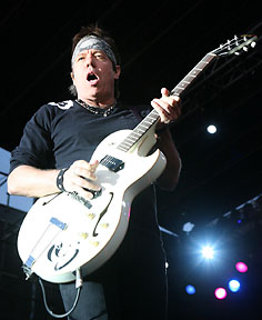 George Thorogood