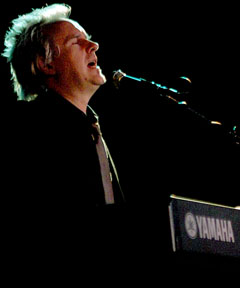 Howard Jones