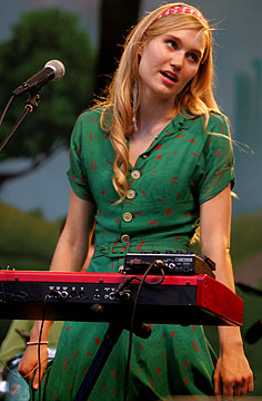 Edward Sharpe & The Magnetic Zeros