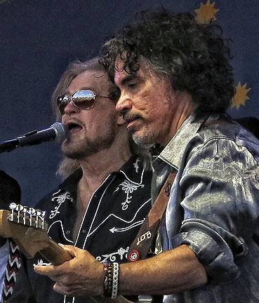 Hall & Oates
