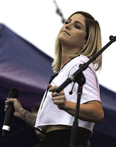 Cassadee Pope