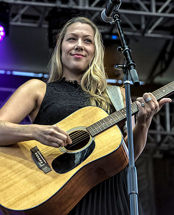 Colbie Caillat