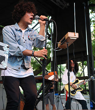 Neon Indian