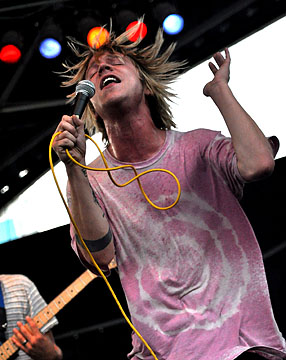 Cage the Elephant
