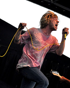 Cage the Elephant