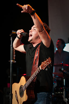 Eli Young