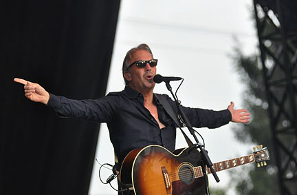 Kevin Costner & Modern West