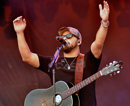 Tyler Farr