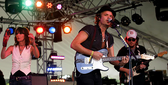 JP, Chrissie & The Fairground Boyse