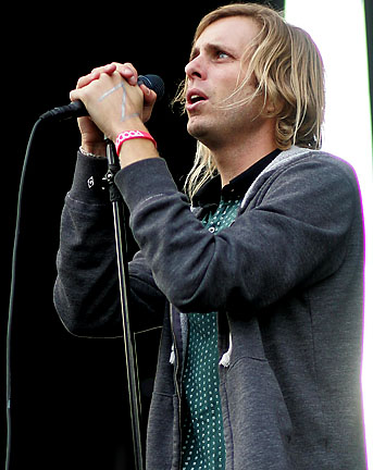 AWOLNATION