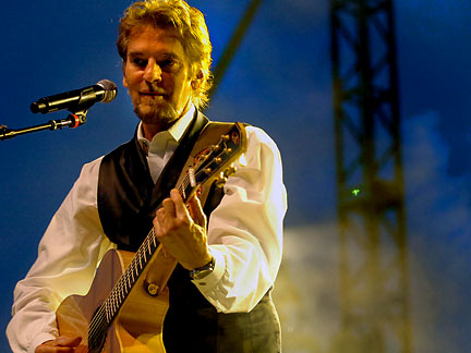 Kenny Loggins