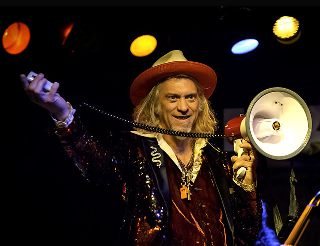 Squirrel Nut Zippers