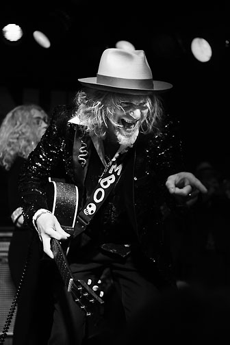 Squirrel Nut Zippers