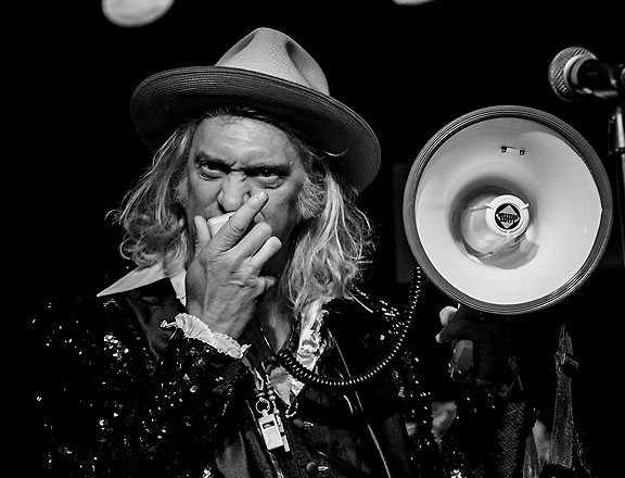 Squirrel Nut Zippers