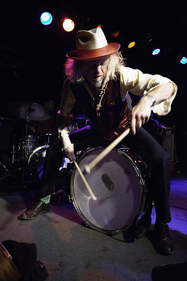 Squirrel Nut Zippers